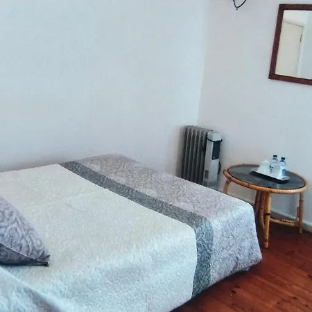 Bed & Breakfast Residencial Almir Estarreja