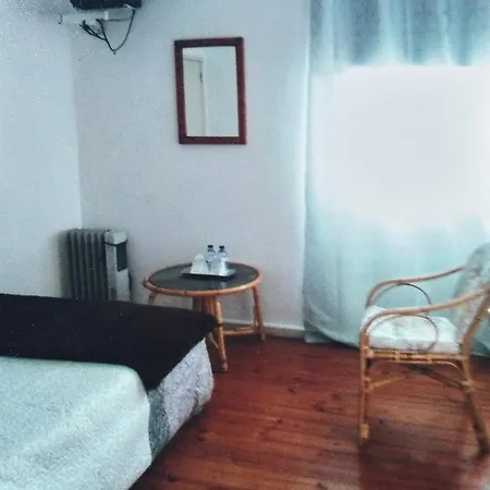 Bed and breakfast Residencial Almir