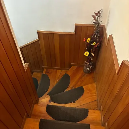Alojamento de Acomodação e Pequeno-almoço Residencial Almir