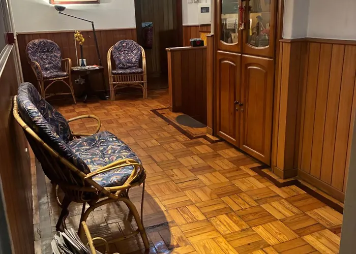 Bed & Breakfast Residencial Almir Estarreja