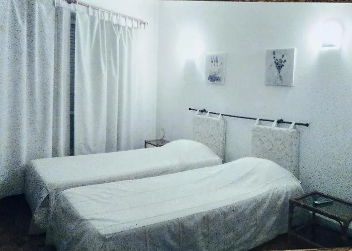 Bed & Breakfast Residencial Almir *